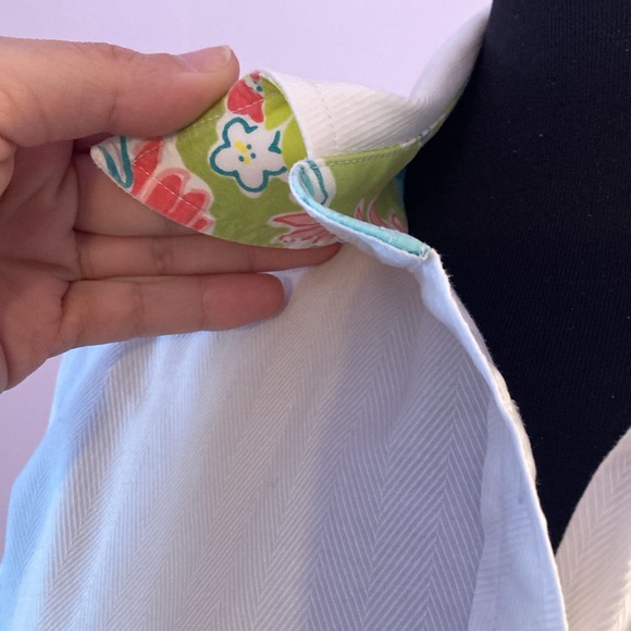 Lilly Pulitzer Floral Button-down Shirt - Picture 4 of 11